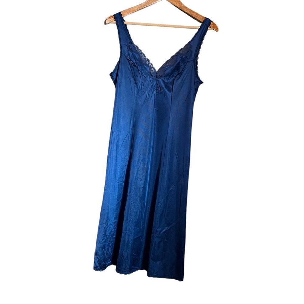 ‎3 for $30! Kayser navy slip sleep dress